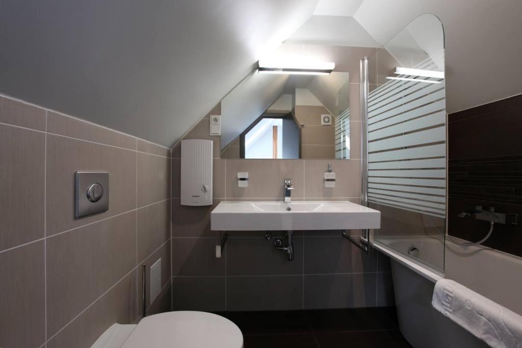 Hotel Landgasthaus Jaegerhof By Nordicon Gmbh Leverkusen